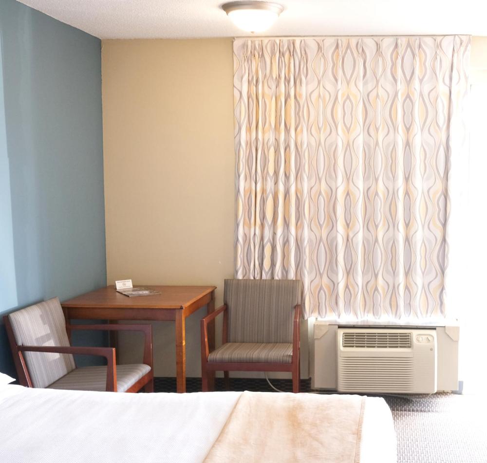 Deluxe Room interior